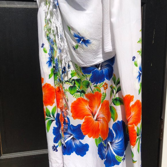 Women's Beach Vacation Hawaii Cover Up Sarong Wrap Floral Print White Blue Red - Picture 5 of 10